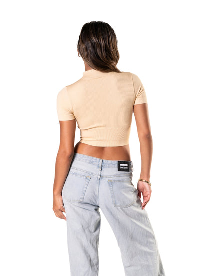 Haut court côtelé sans couture à manches courtes avec zip frontal