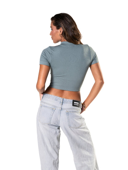 Haut court côtelé sans couture à manches courtes avec zip frontal